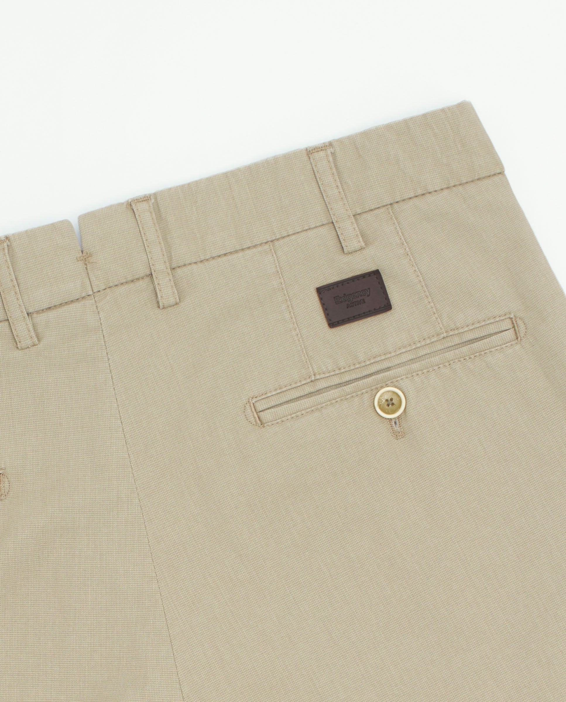 Pantalón chino beige